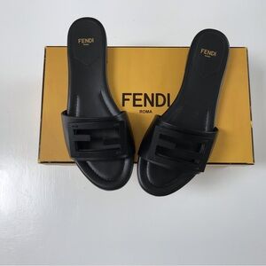 FENDI SLIDES